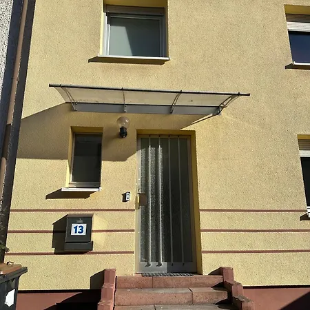 Zimmer Mit Gemeinschaftsbad Kaiserslautern Exterior photo