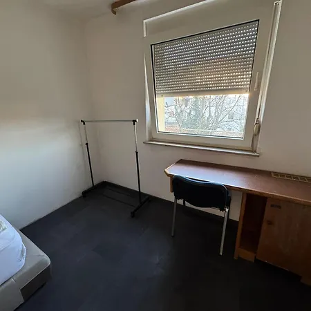 Zimmer Mit Gemeinschaftsbad Kaiserslautern Room photo