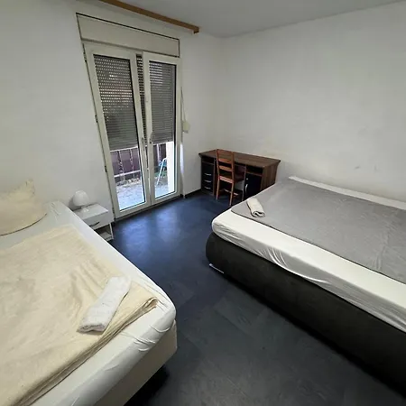 Zimmer Mit Gemeinschaftsbad Kaiserslautern Exterior photo