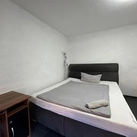 Zimmer Mit Gemeinschaftsbad Kaiserslautern Exterior photo