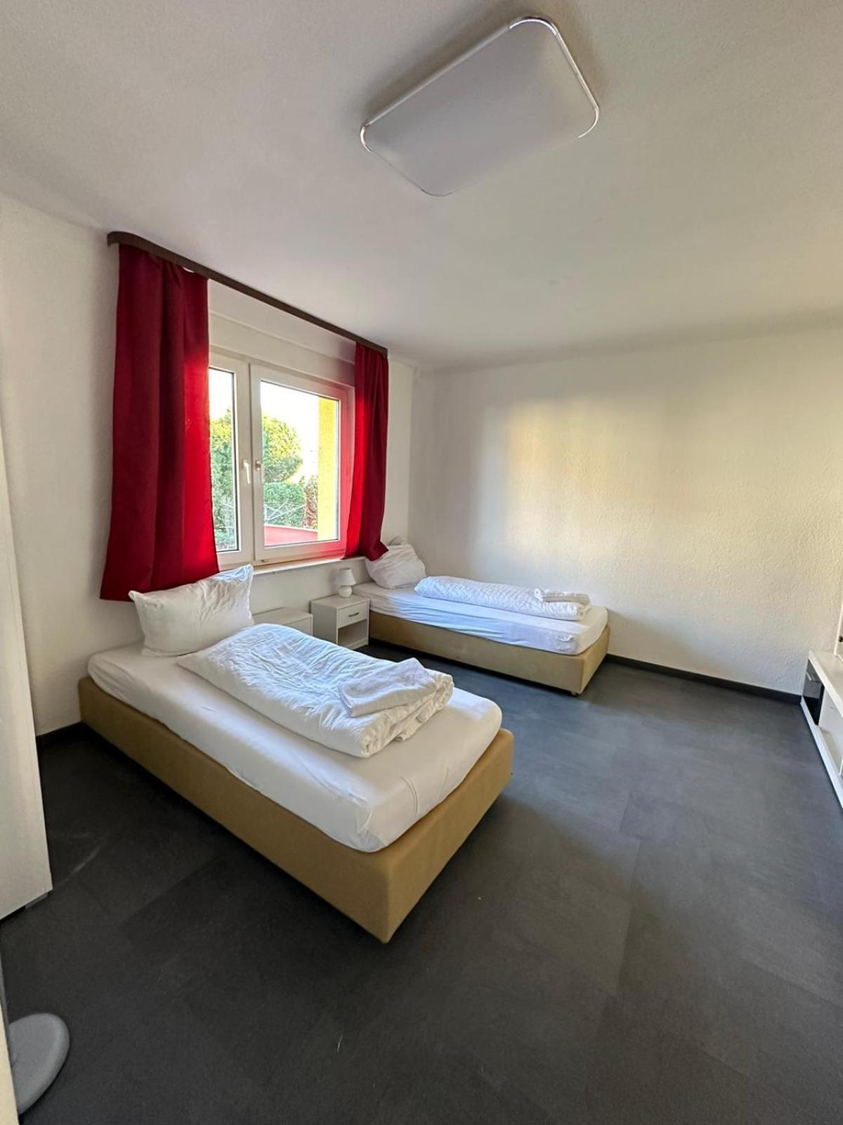 Mit Gemeinschaftsbad * Kaiserslautern